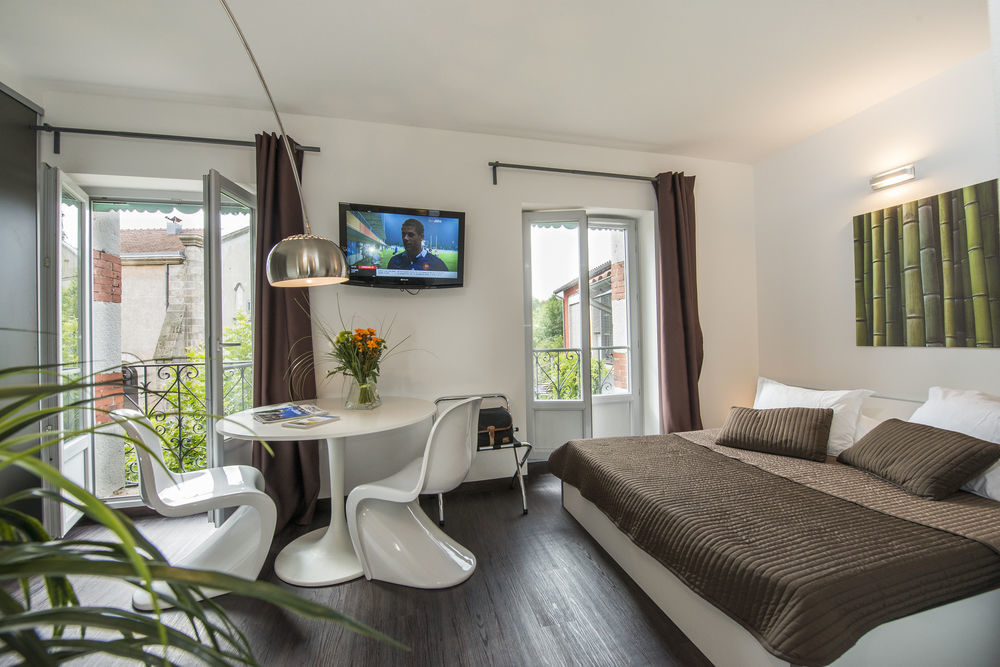 Les Capucines Bed and Breakfast Abbeville Eksteriør billede