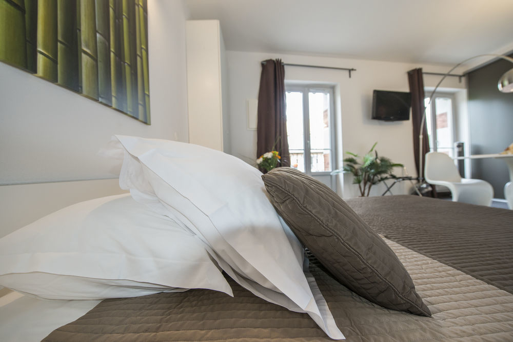 Les Capucines Bed and Breakfast Abbeville Eksteriør billede