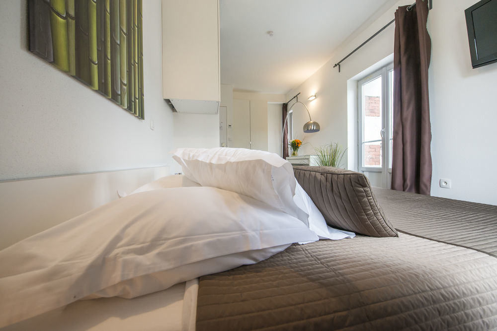 Les Capucines Bed and Breakfast Abbeville Eksteriør billede